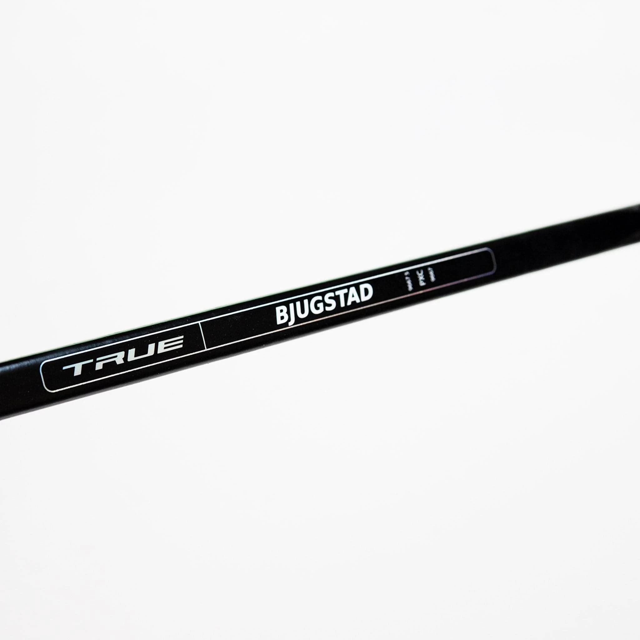 TRUE Catalyst 9X Pro Stock Senior Hockey Stick - Nick Bjugstad 4 TRUE Catalyst 9X Pro Stock Senior Hockey Stick - Nick Bjugstad - Image 2